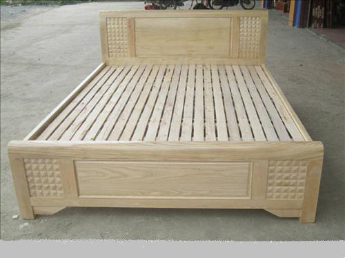 Cần thanh lý giường ngủ gỗ Sồi 1m6